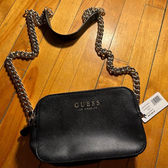 BRAND NEW 🖤 GUESS Crossbody Bag - Picture 1 of 3